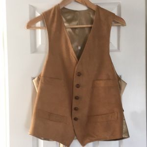 Men’s suede vest